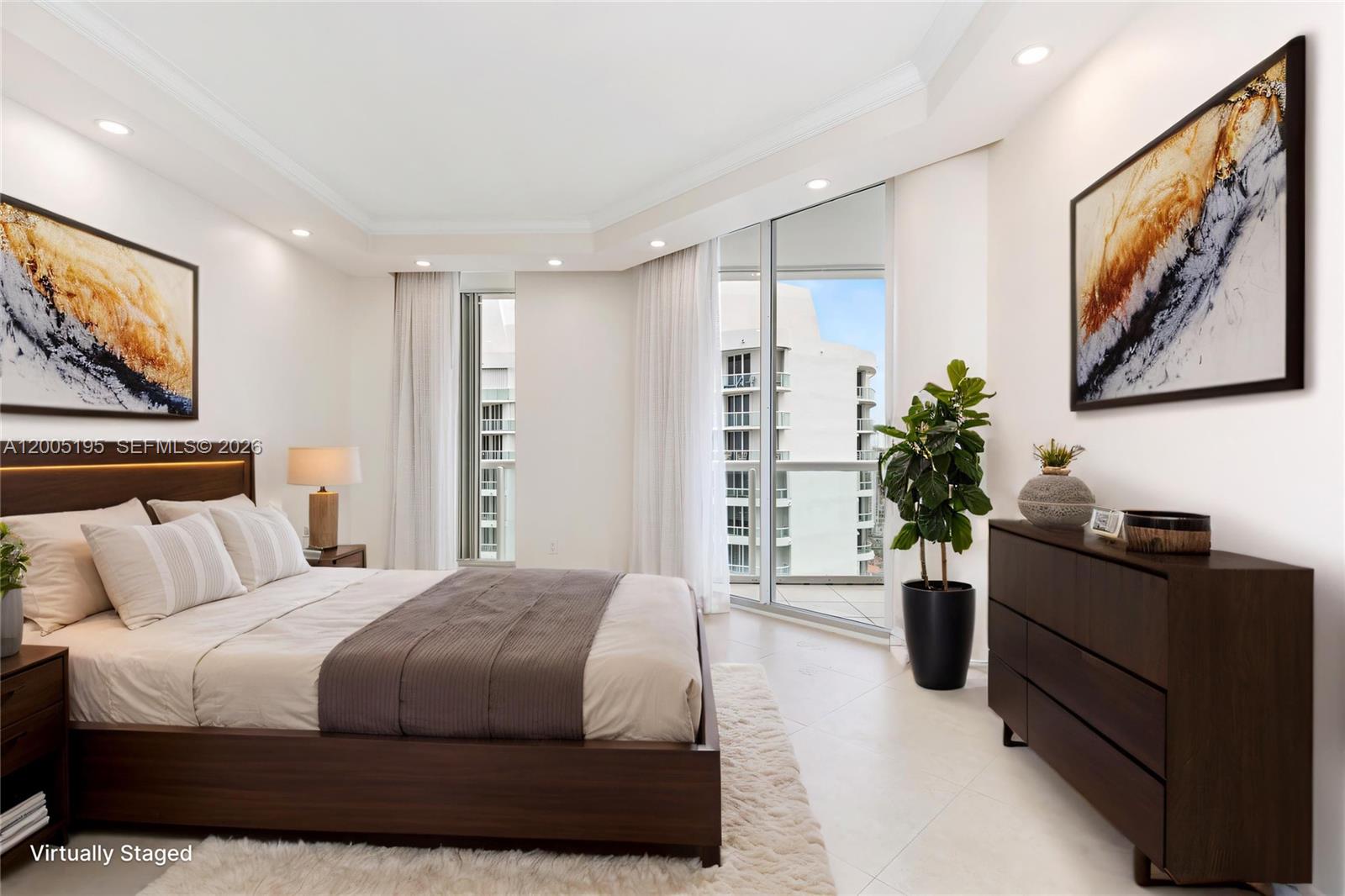 21150 Point Pl #LPH 2902 Aventura, FL 33180