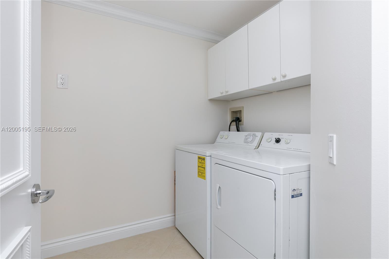 21150 Point Pl #LPH 2902 Aventura, FL 33180