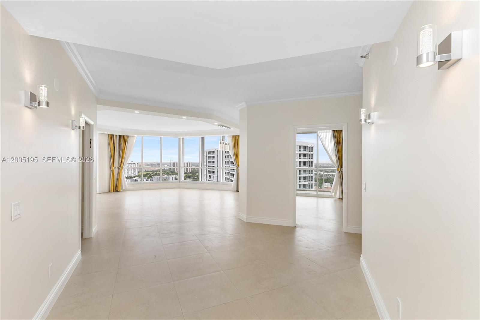 21150 Point Pl #LPH 2902 Aventura, FL 33180
