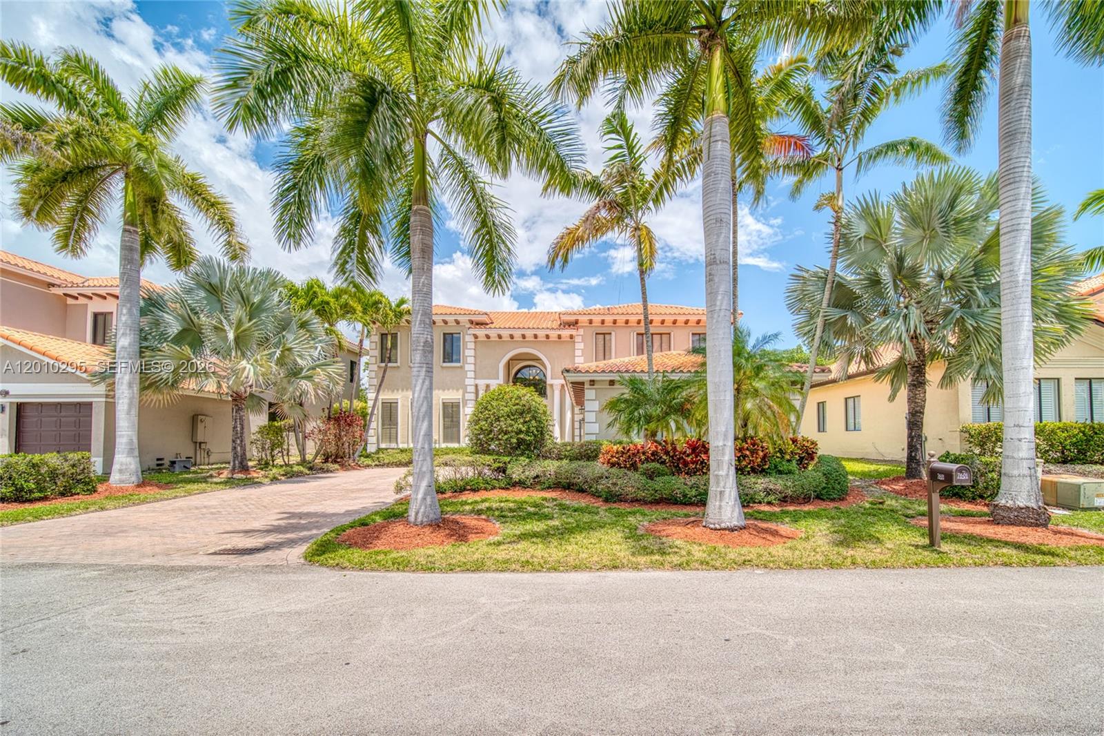 7601 SW 187th St Cutler Bay, FL 33157