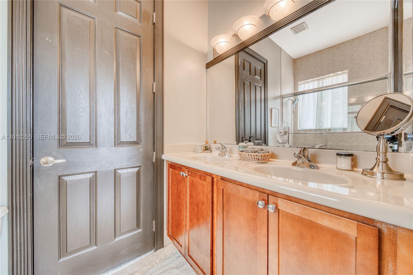 7601 SW 187th St Cutler Bay, FL 33157