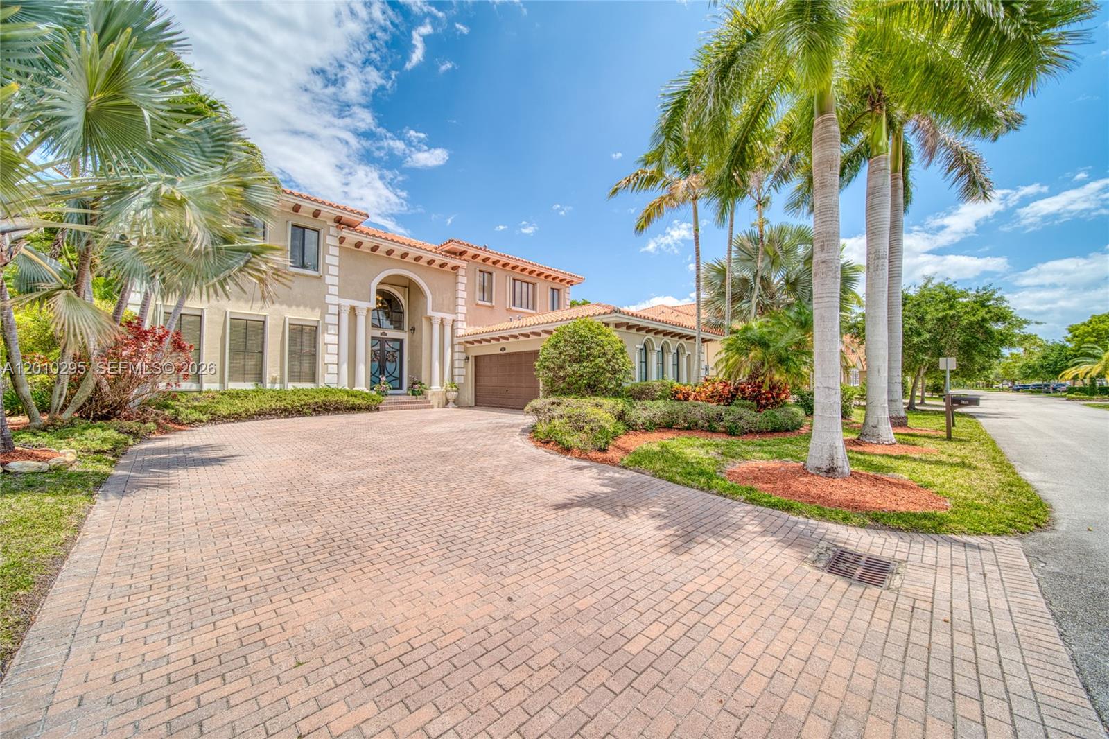 7601 SW 187th St Cutler Bay, FL 33157