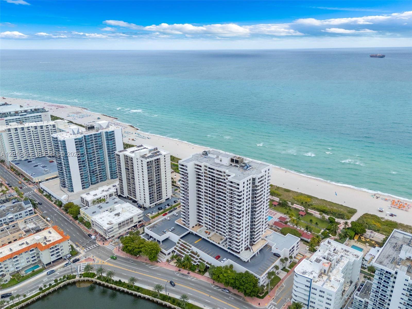 2555 Collins Ave #2401 Miami Beach, FL 33140