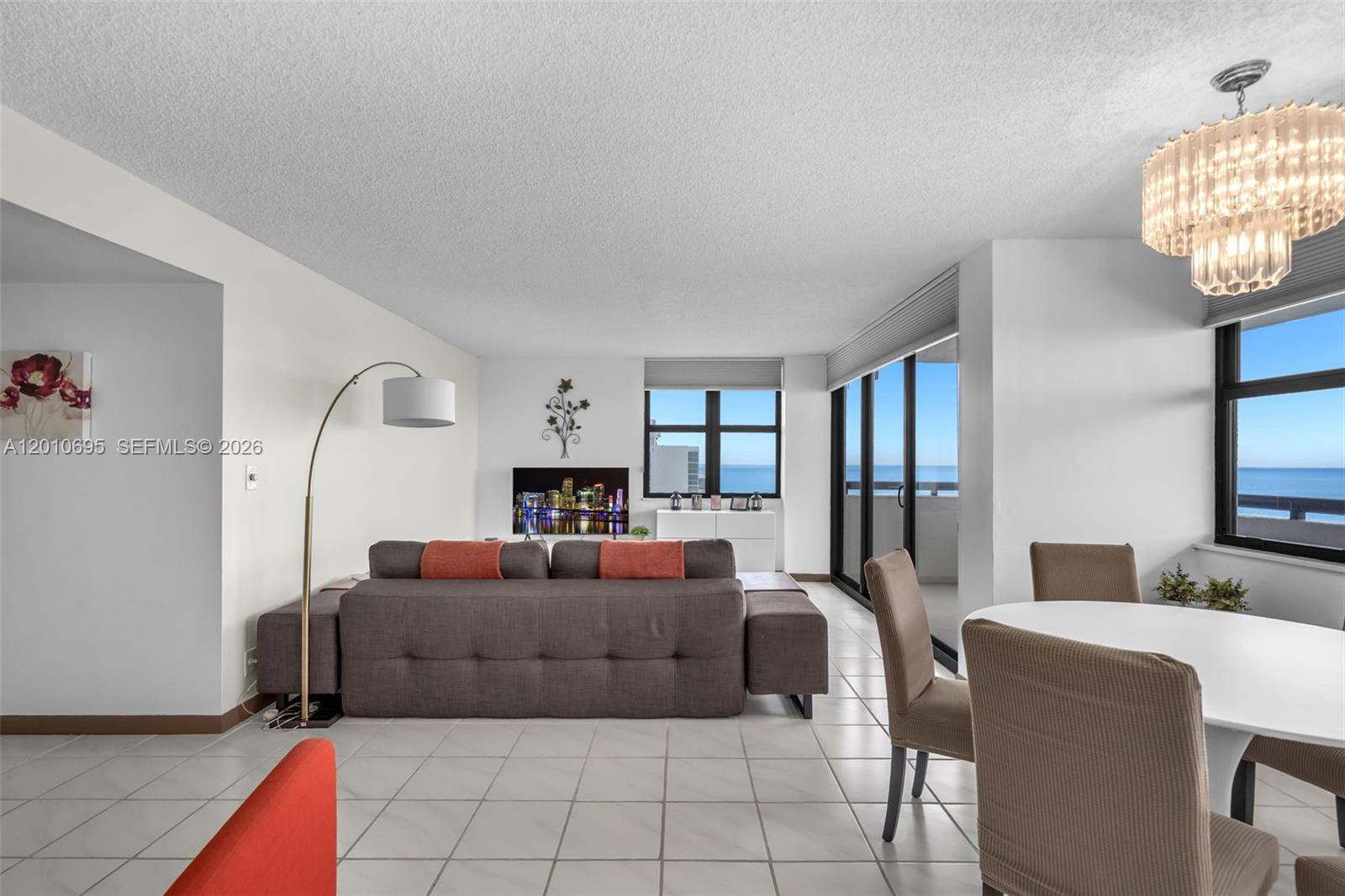 2555 Collins Ave #2401 Miami Beach, FL 33140