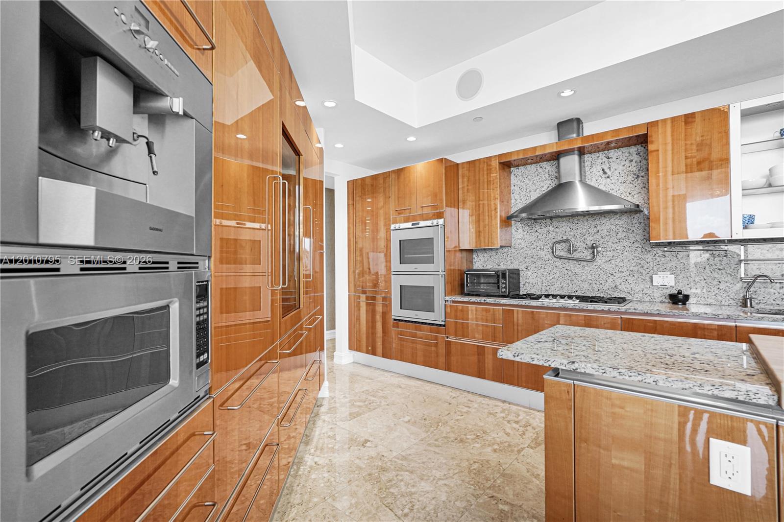 16051 Collins Ave #504 Sunny Isles Beach, FL 33160