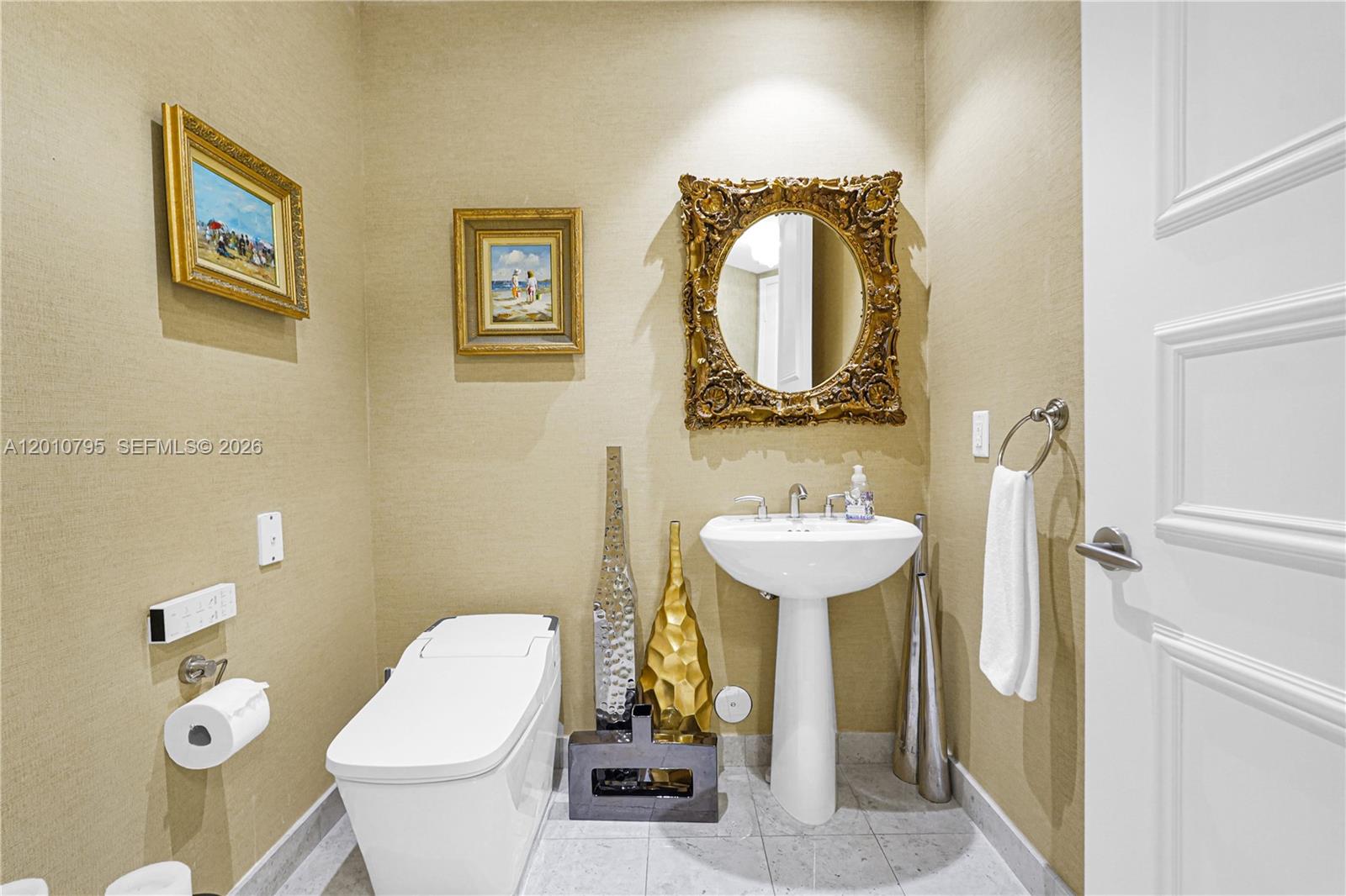 16051 Collins Ave #504 Sunny Isles Beach, FL 33160