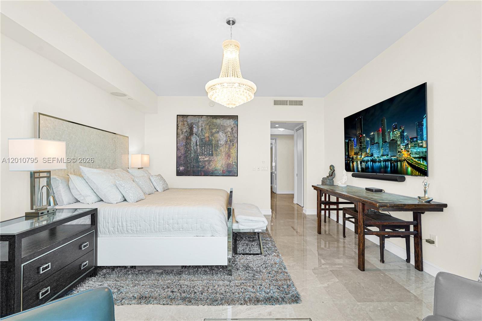 16051 Collins Ave #504 Sunny Isles Beach, FL 33160