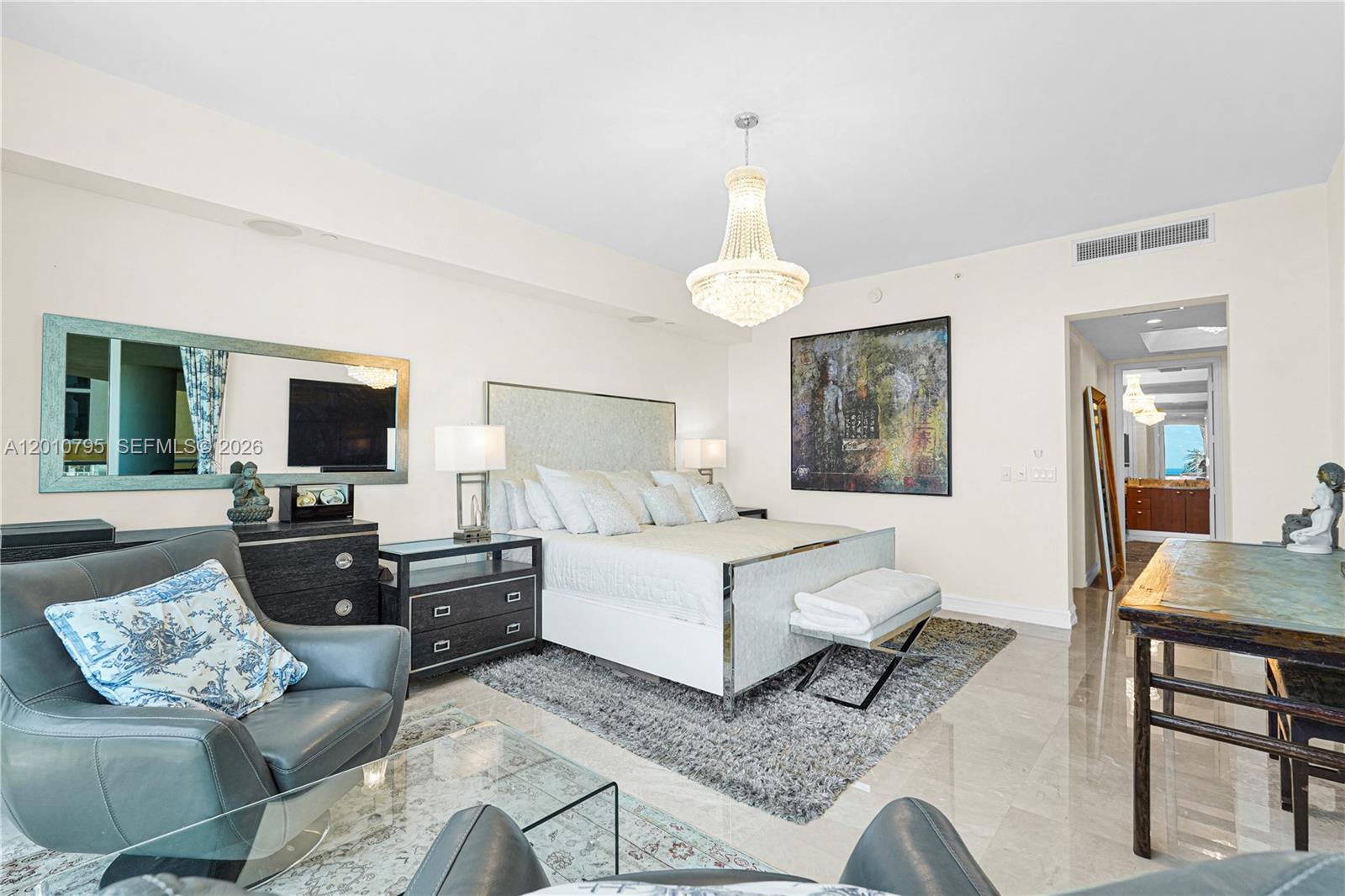 16051 Collins Ave #504 Sunny Isles Beach, FL 33160