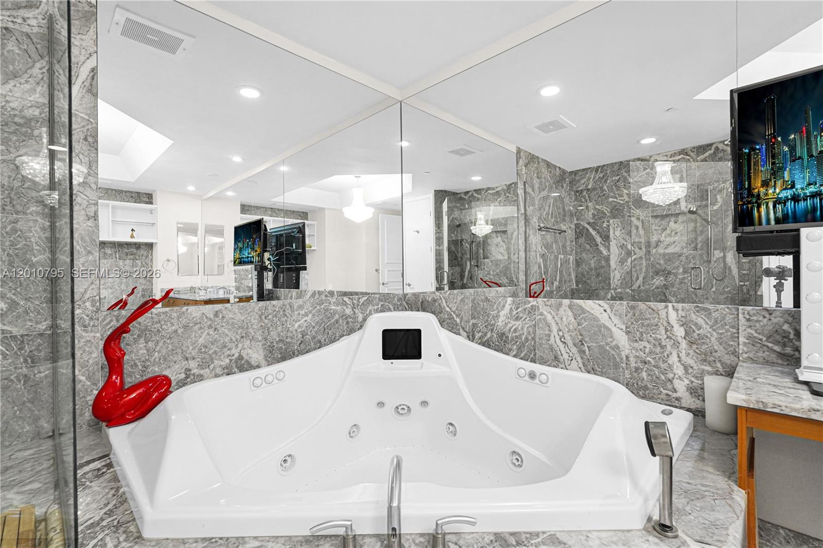 16051 Collins Ave #504 Sunny Isles Beach, FL 33160