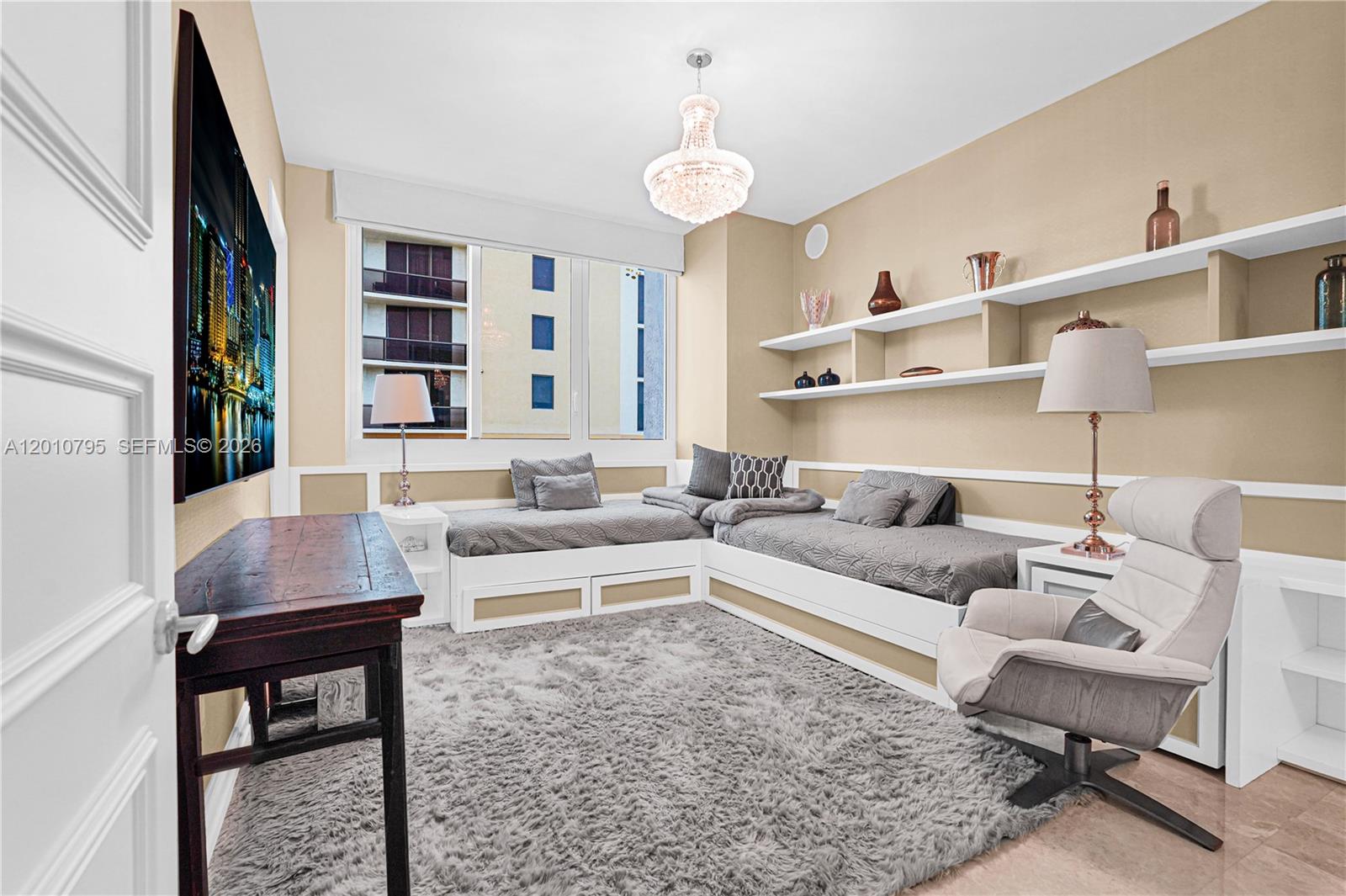 16051 Collins Ave #504 Sunny Isles Beach, FL 33160