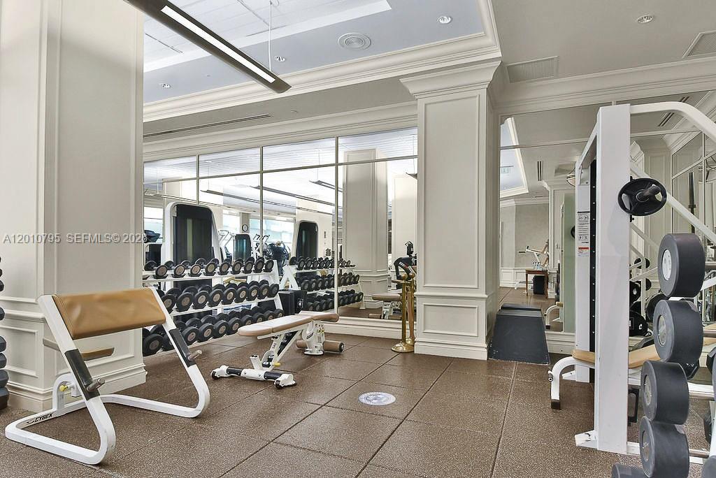 16051 Collins Ave #504 Sunny Isles Beach, FL 33160