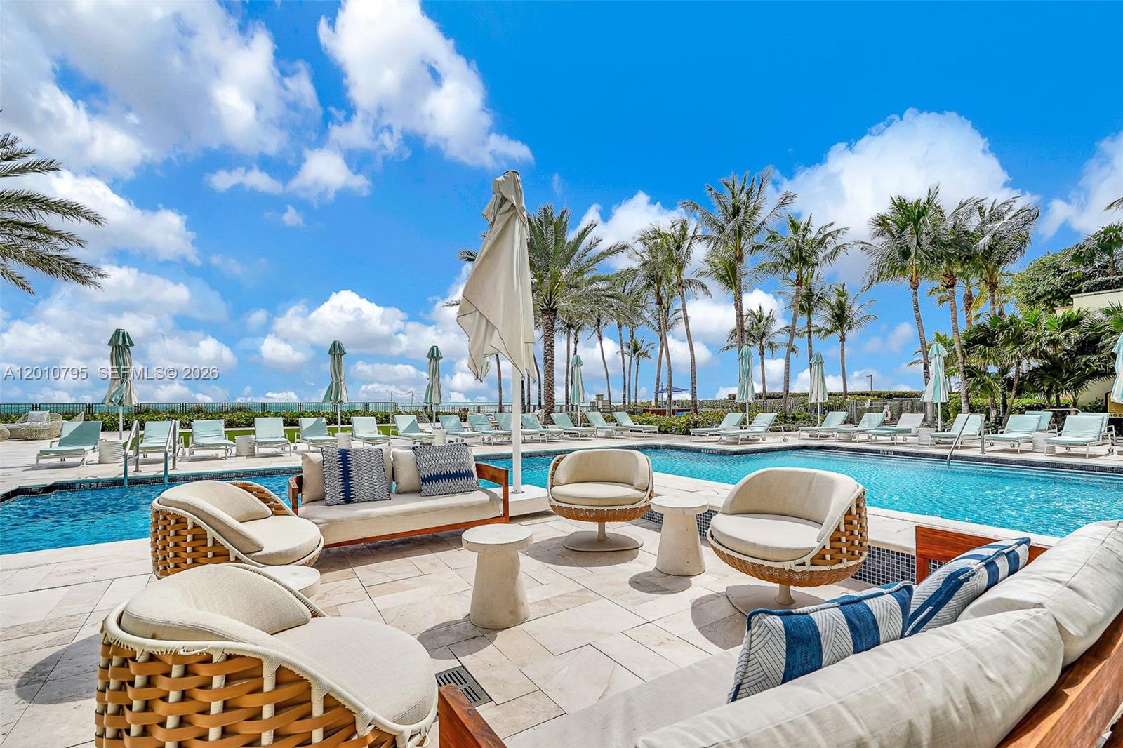 16051 Collins Ave #504 Sunny Isles Beach, FL 33160