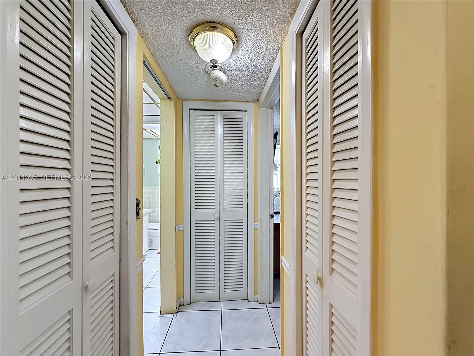 330 SE 2nd St #305E Hallandale Beach, FL 33009