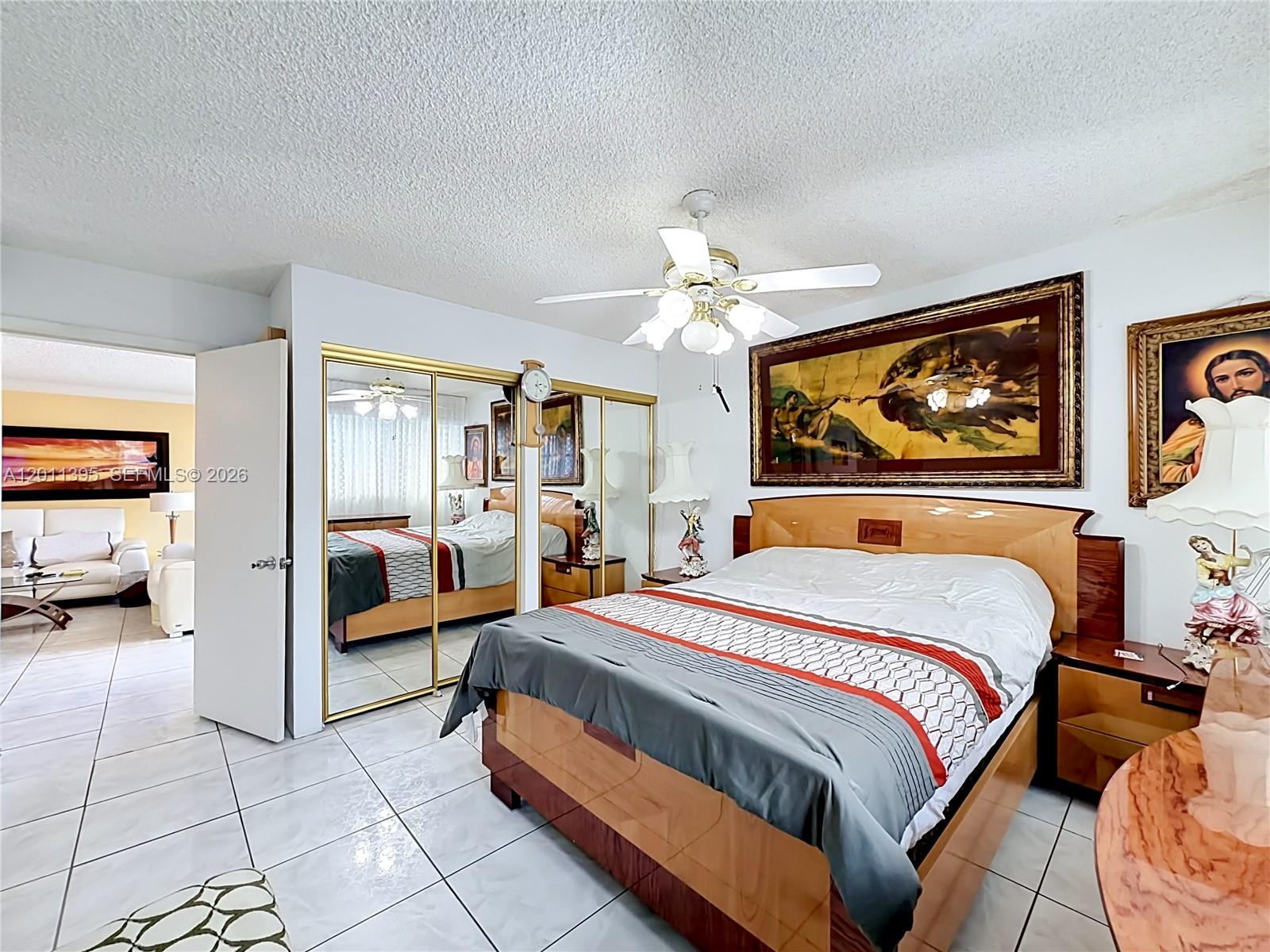 330 SE 2nd St #305E Hallandale Beach, FL 33009