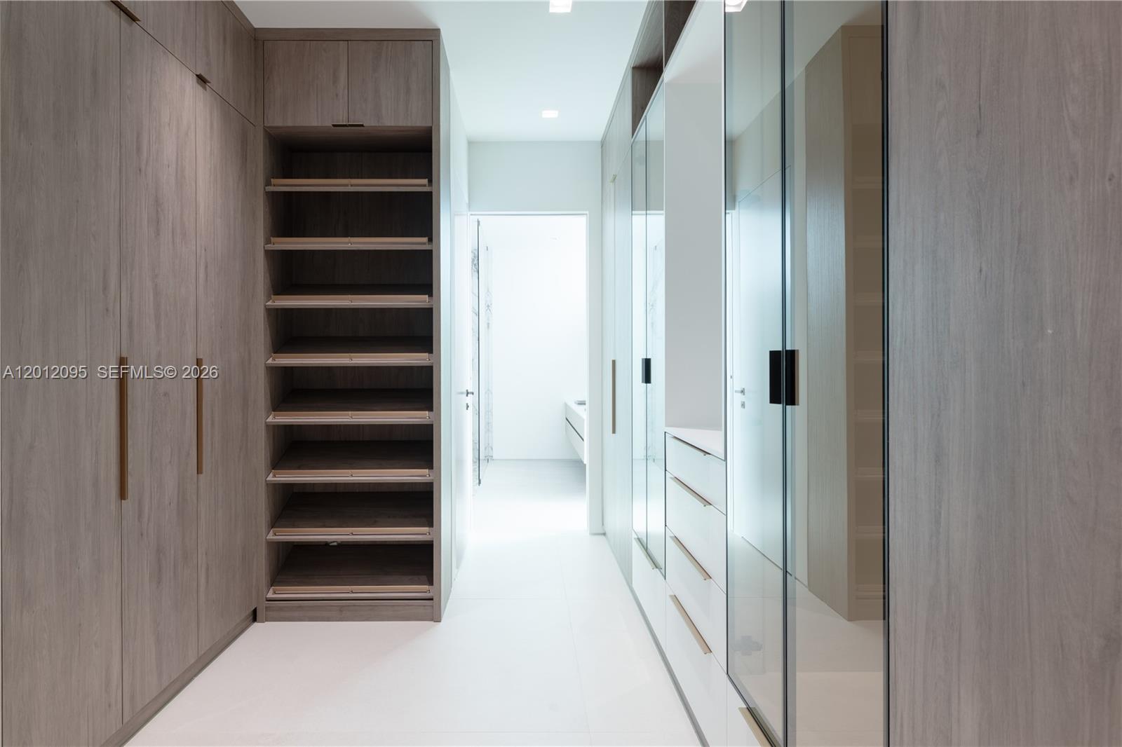 Undisclosed Address Miami Shores, FL 33138