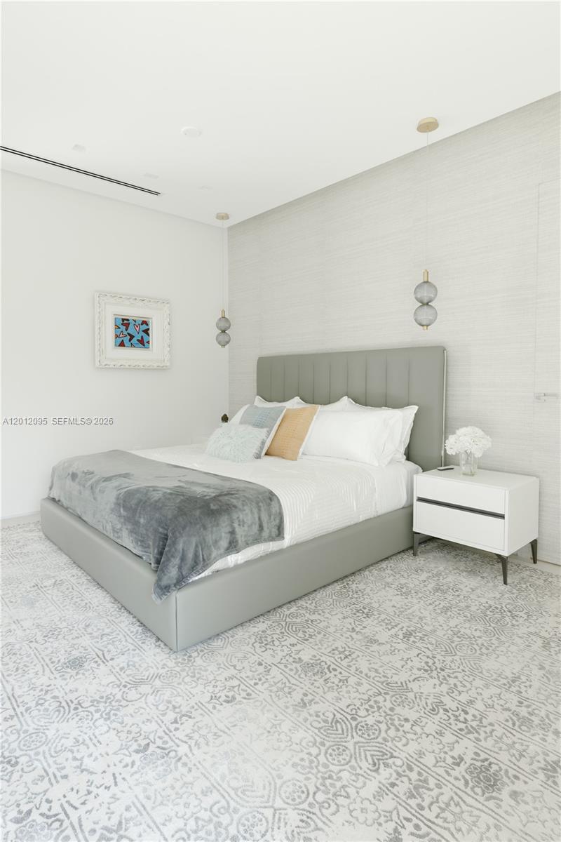 Undisclosed Address Miami Shores, FL 33138