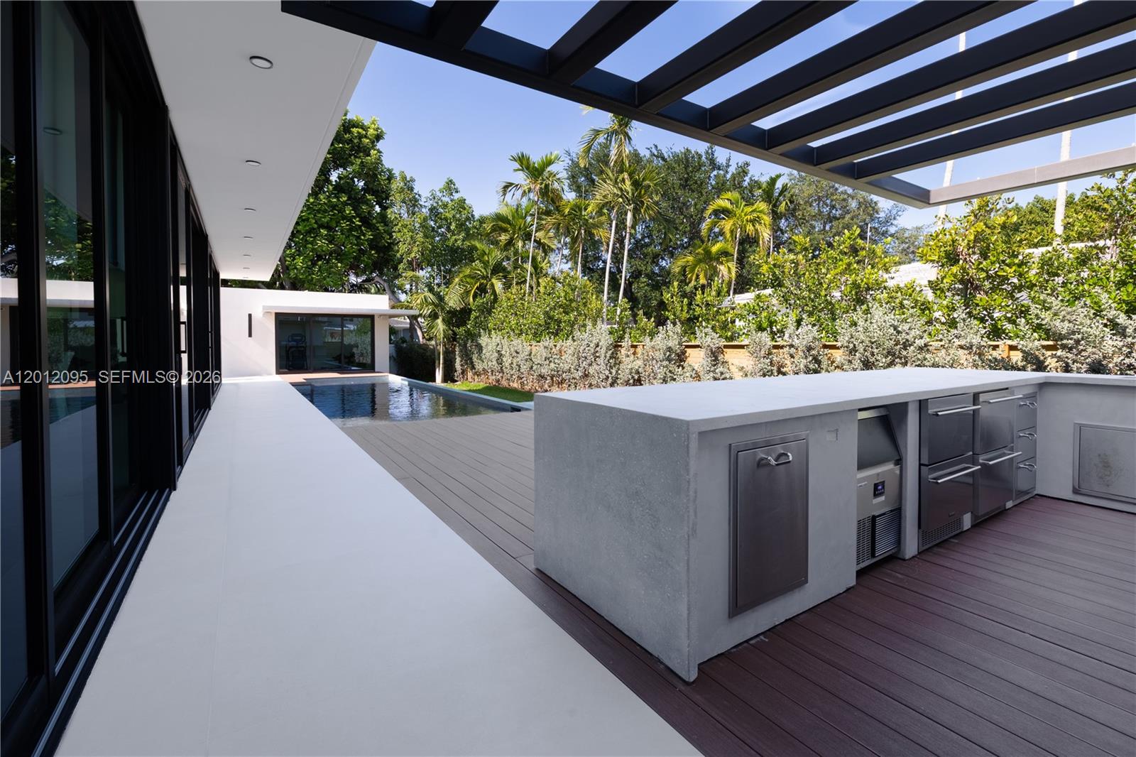 Undisclosed Address Miami Shores, FL 33138