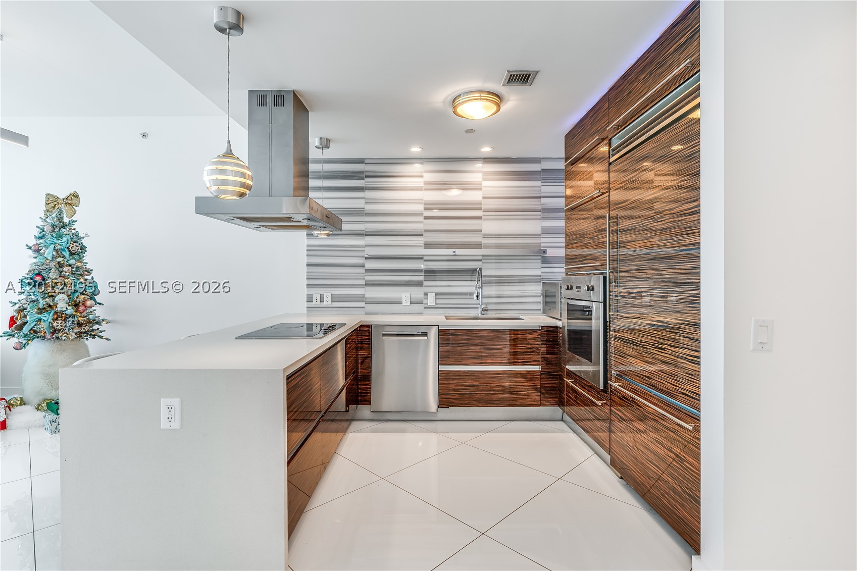 image Marquis Residences16