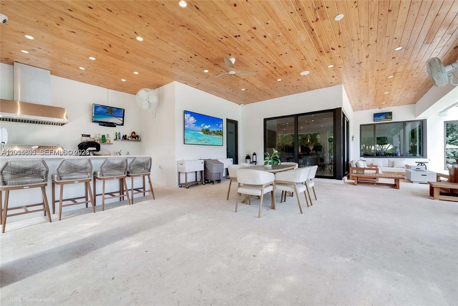 7830 SW 117th St Pinecrest, FL 33156