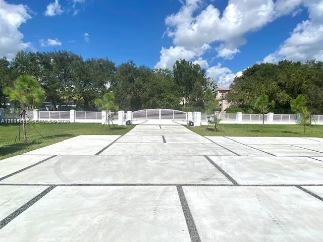 7830 SW 117th St Pinecrest, FL 33156