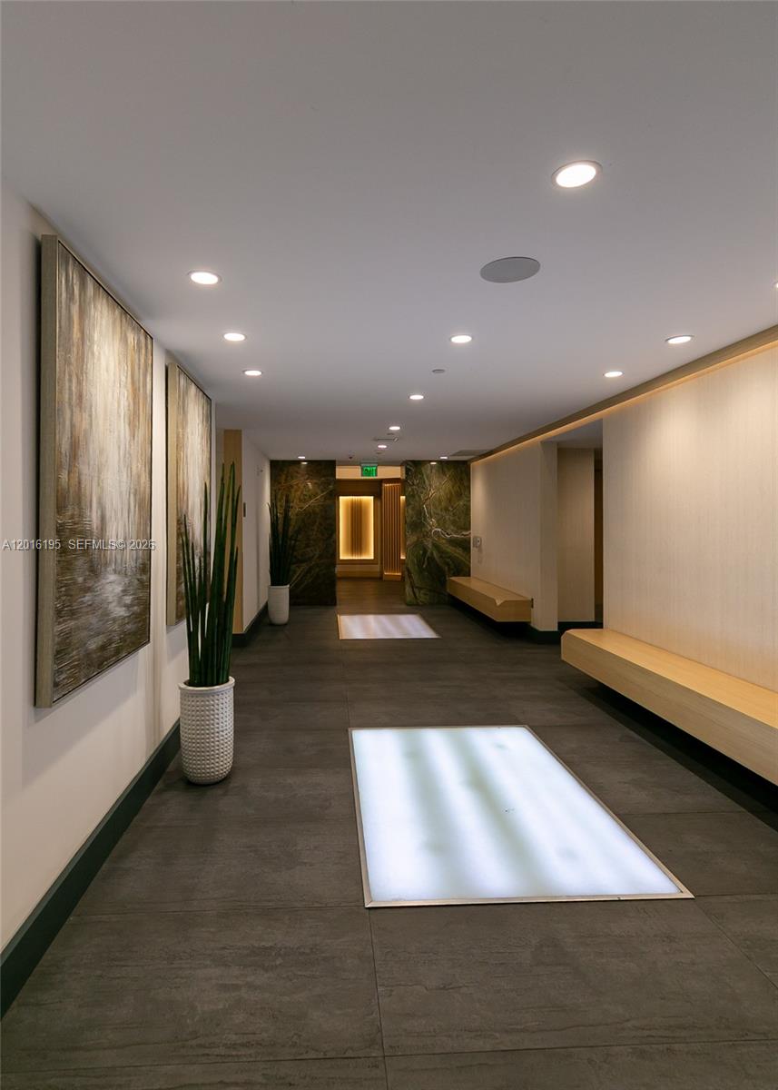 image The Ivy at Riverfront18