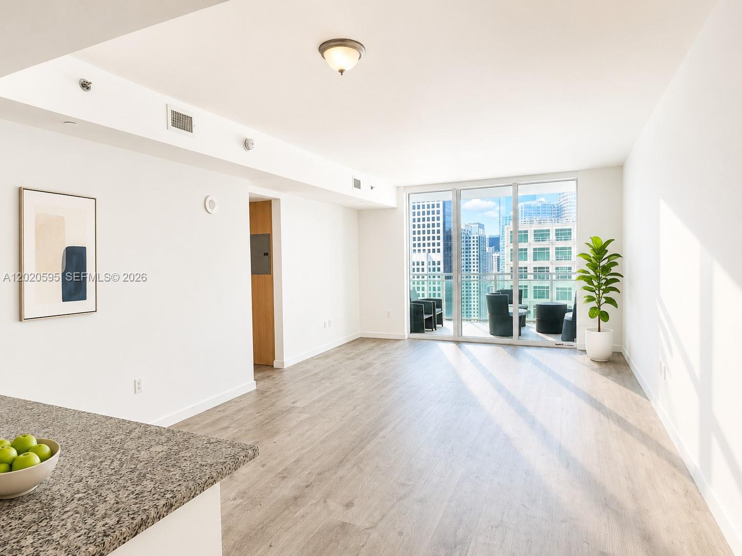 951 Brickell Ave #3501