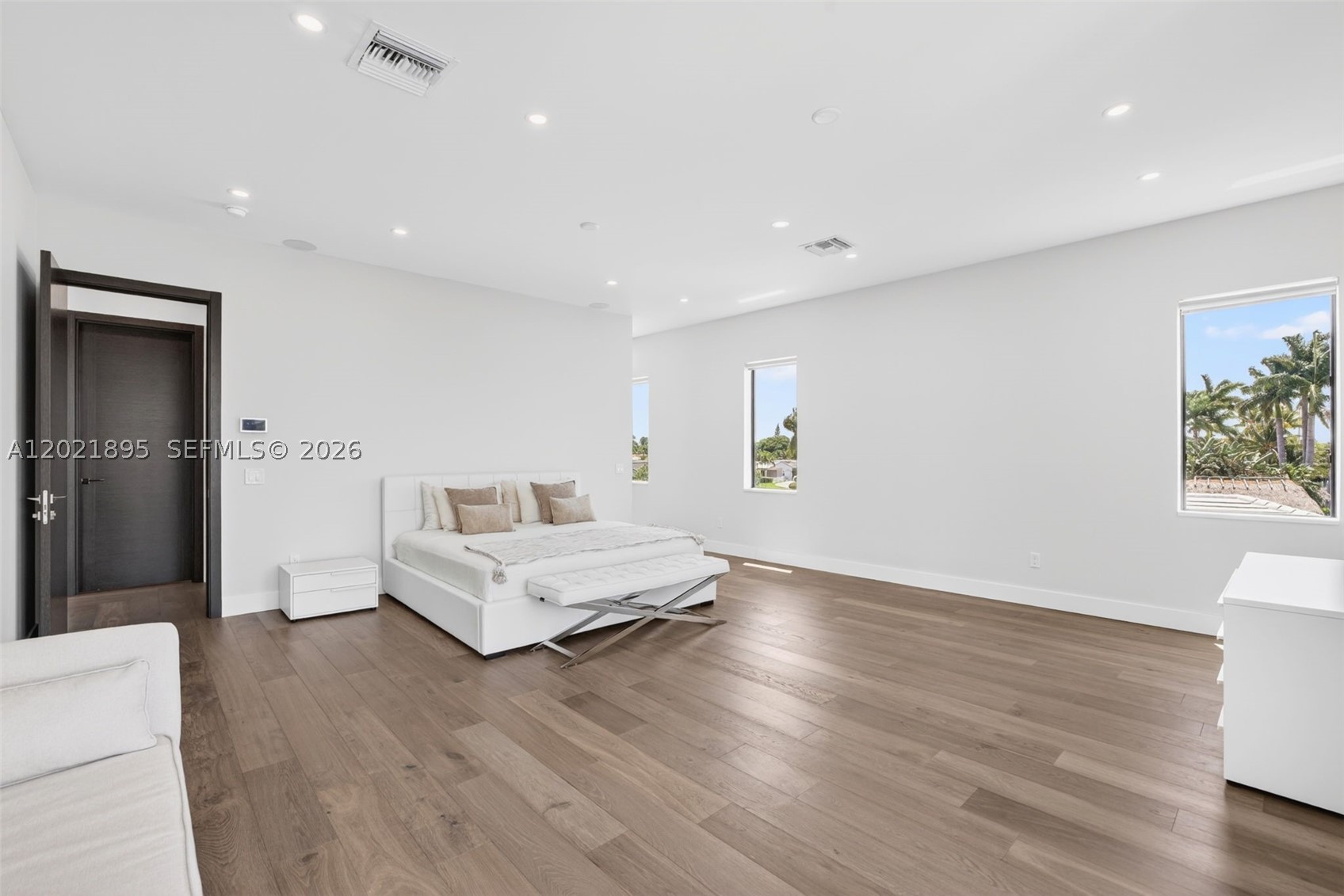 2751 NE 22nd Ct Pompano Beach, FL 33062