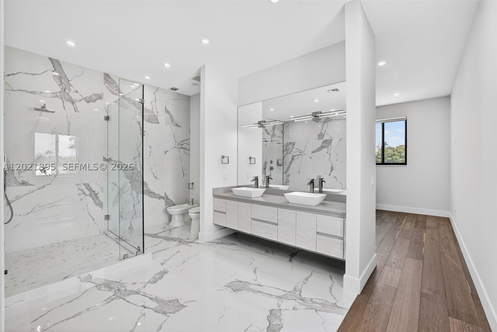 2751 NE 22nd Ct Pompano Beach, FL 33062