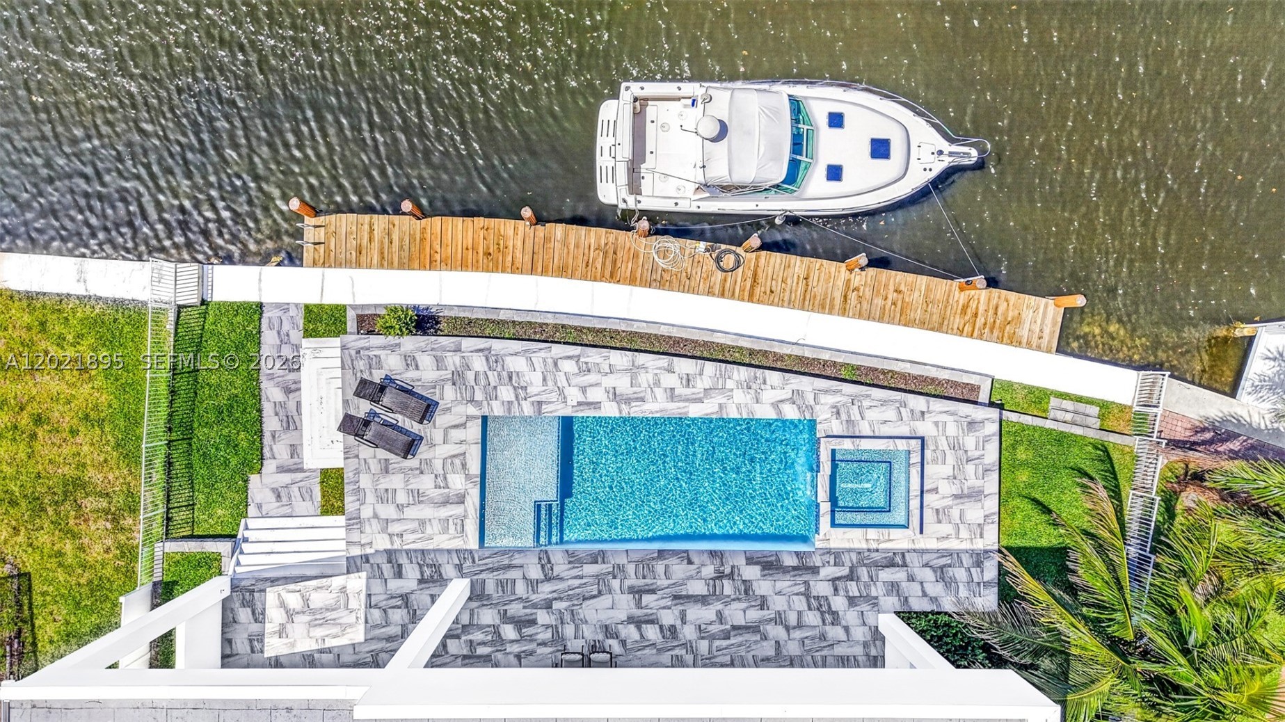 2751 NE 22nd Ct Pompano Beach, FL 33062