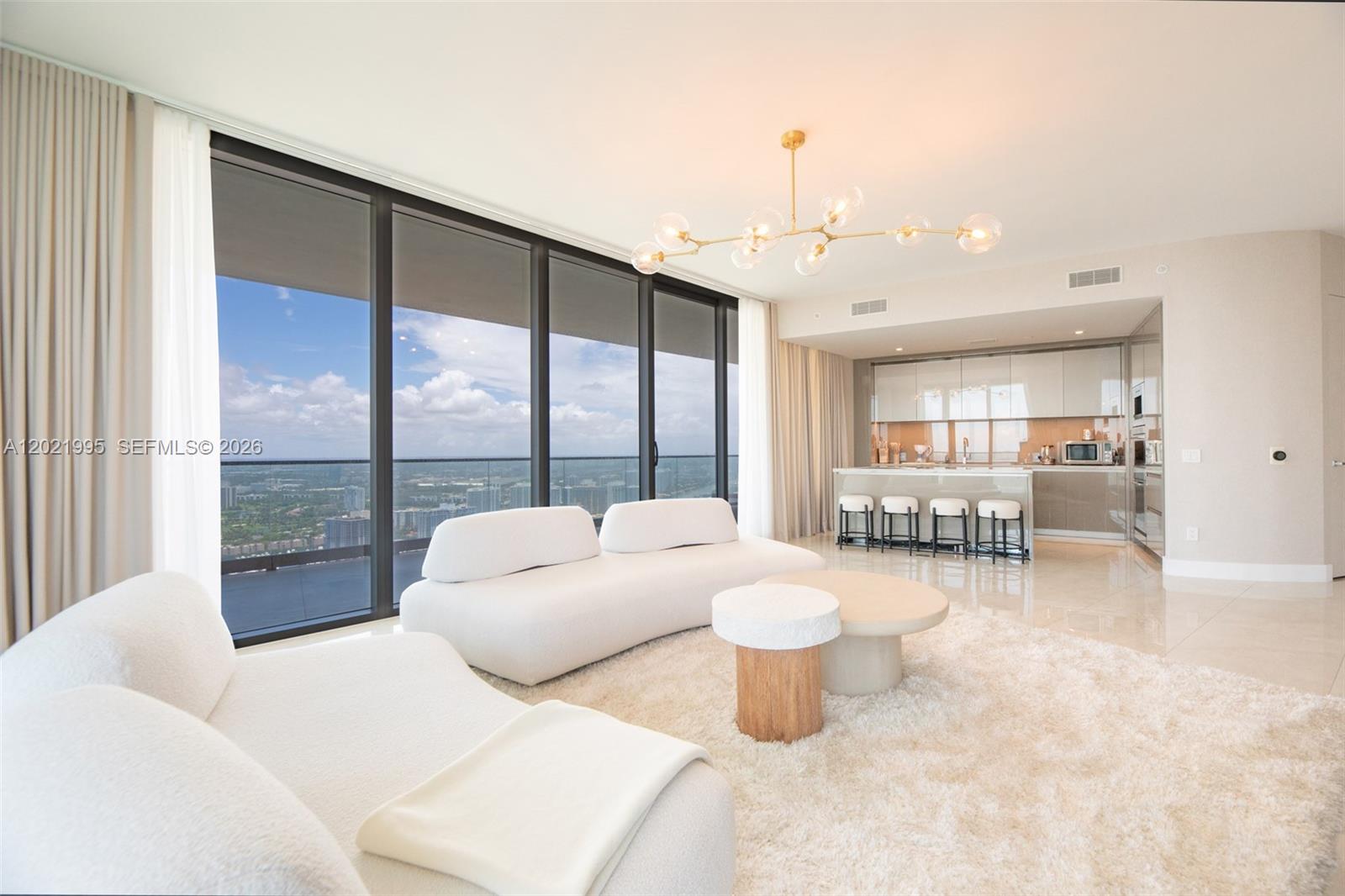 18975 Collins Ave #5205 Sunny Isles Beach, FL 33160
