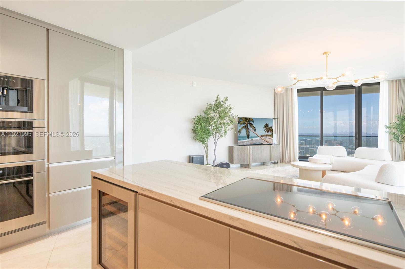 18975 Collins Ave #5205 Sunny Isles Beach, FL 33160