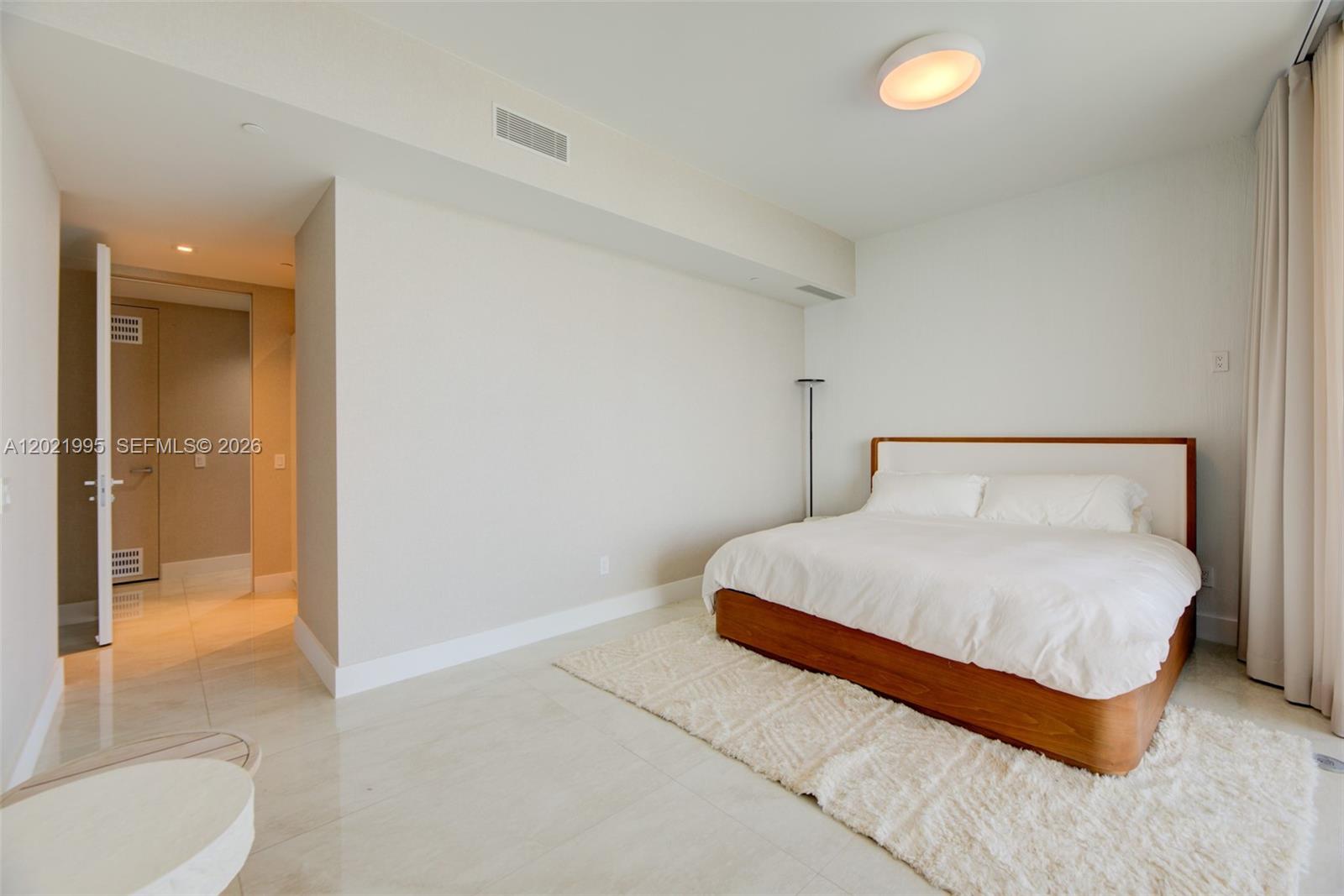 18975 Collins Ave #5205 Sunny Isles Beach, FL 33160