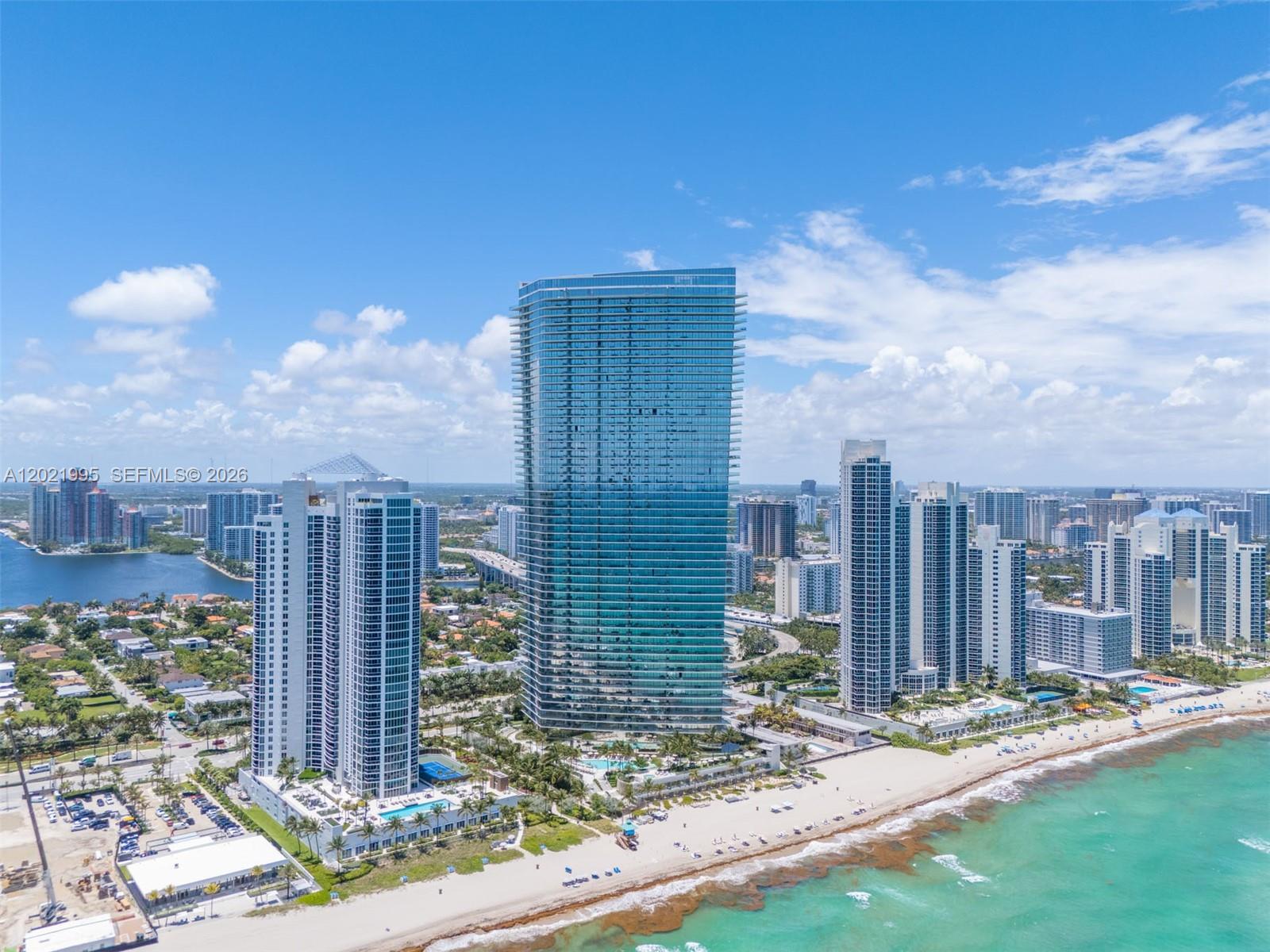 18975 Collins Ave #5205 Sunny Isles Beach, FL 33160
