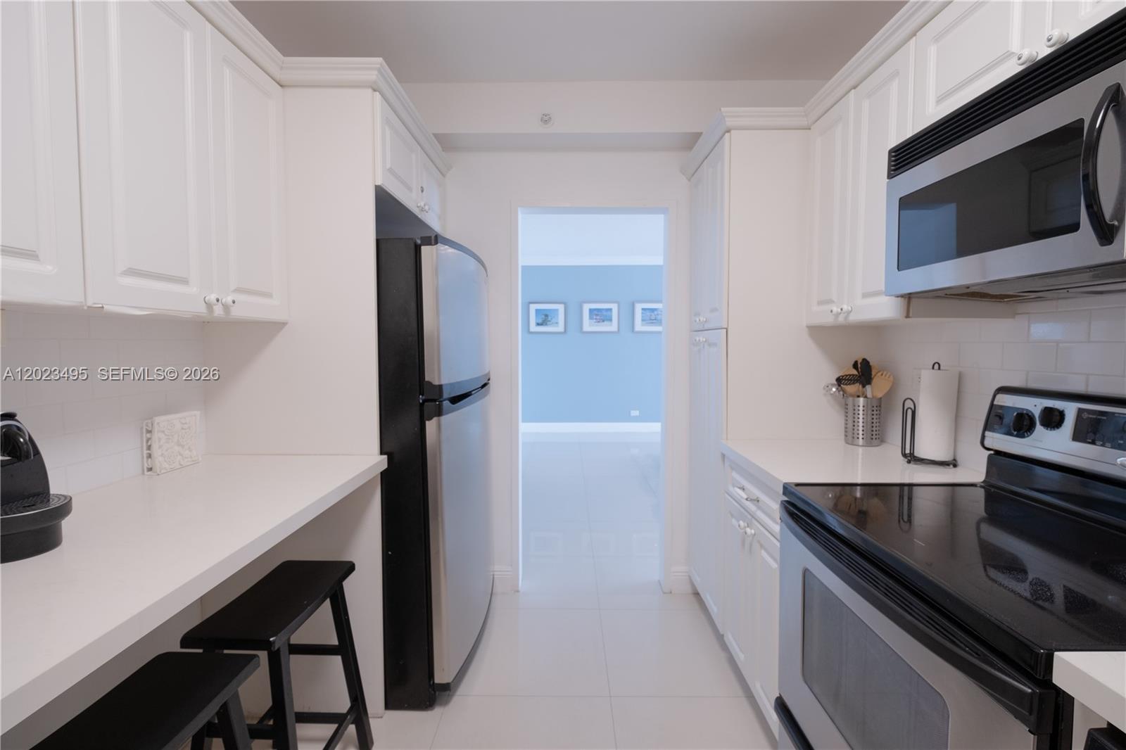 5601 Collins Ave #1420 Miami Beach, FL 33140