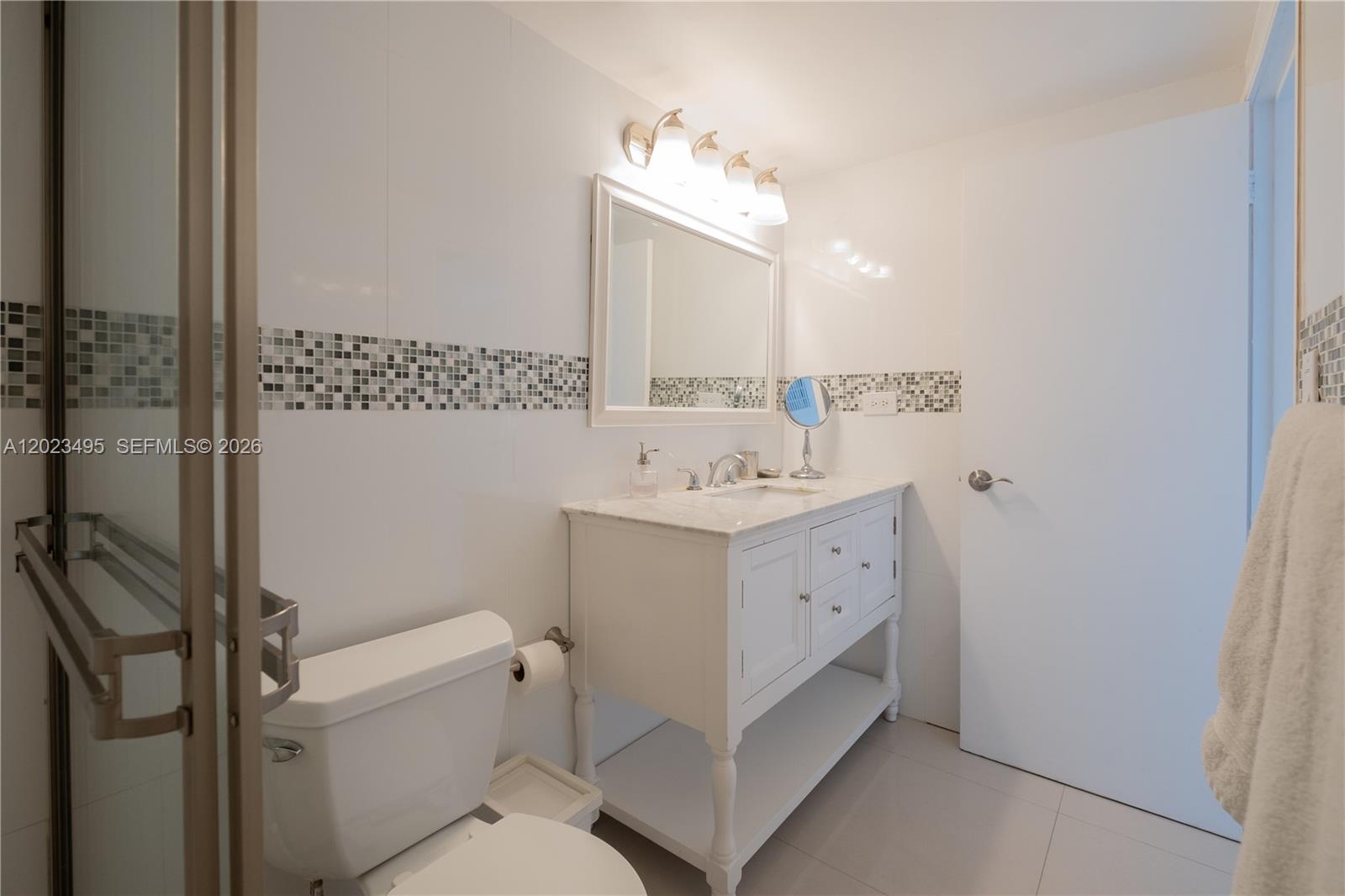 5601 Collins Ave #1420 Miami Beach, FL 33140