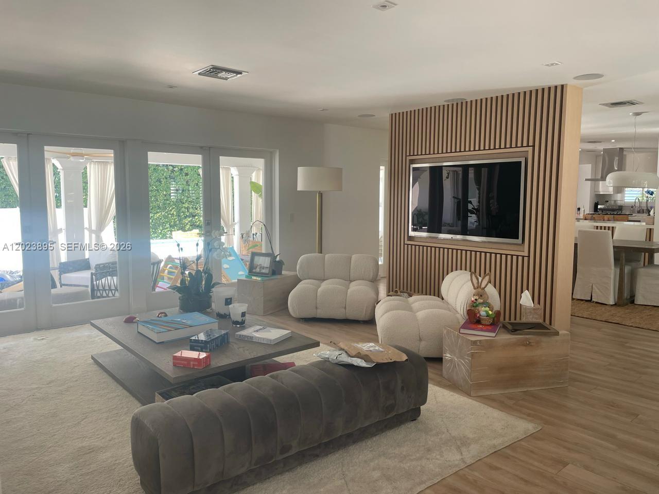 181 Island Dr Key Biscayne, FL 33149