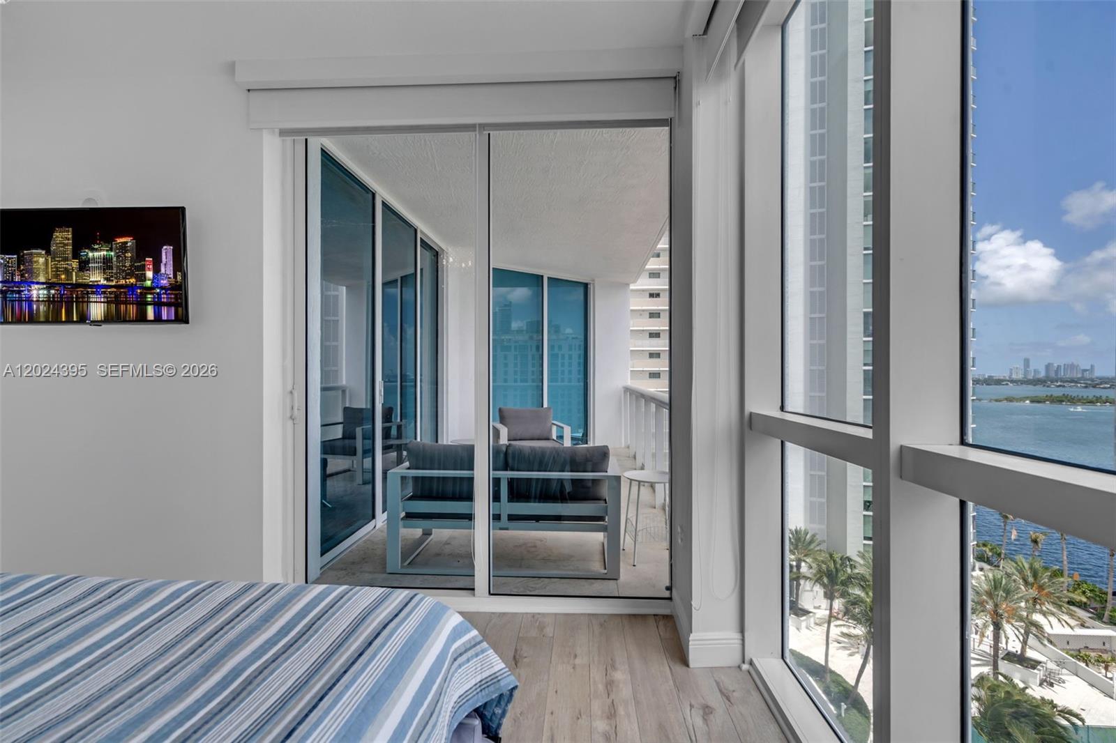 image Platinum Condominium14