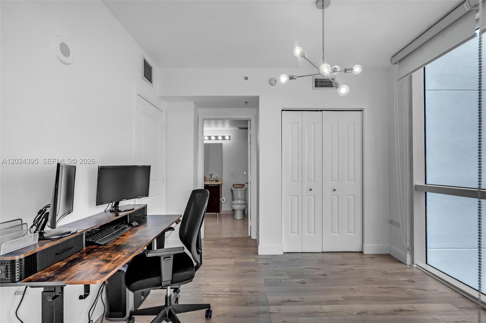 image Platinum Condominium19
