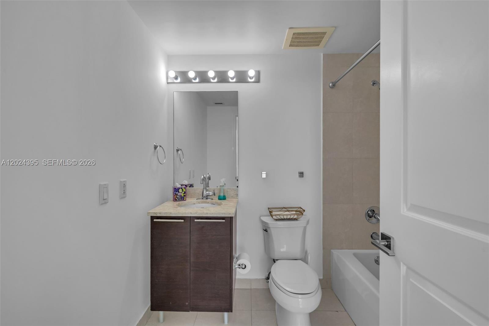 image Platinum Condominium20