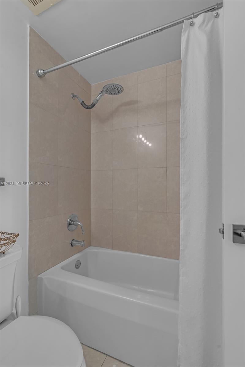image Platinum Condominium21
