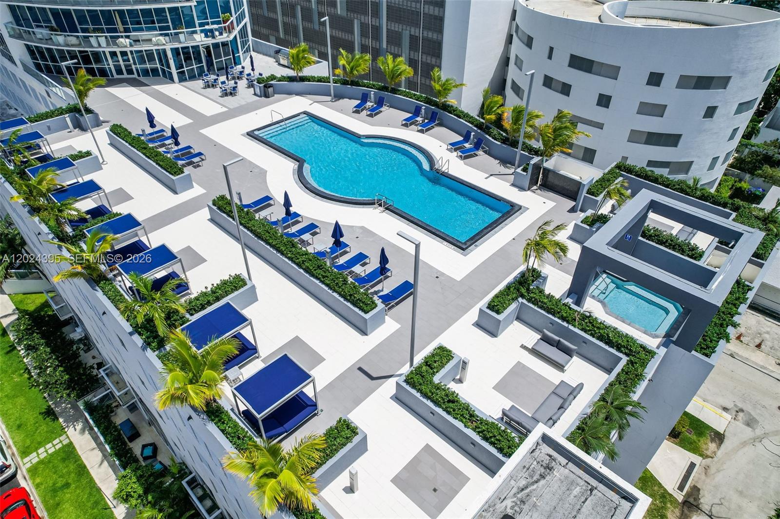 image Platinum Condominium26