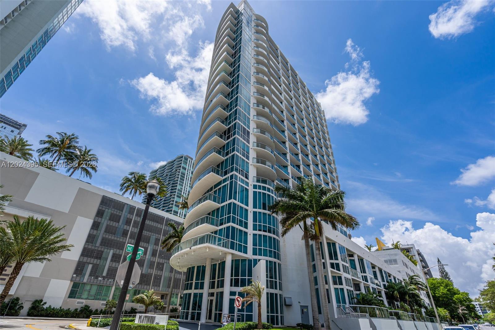 image Platinum Condominium33