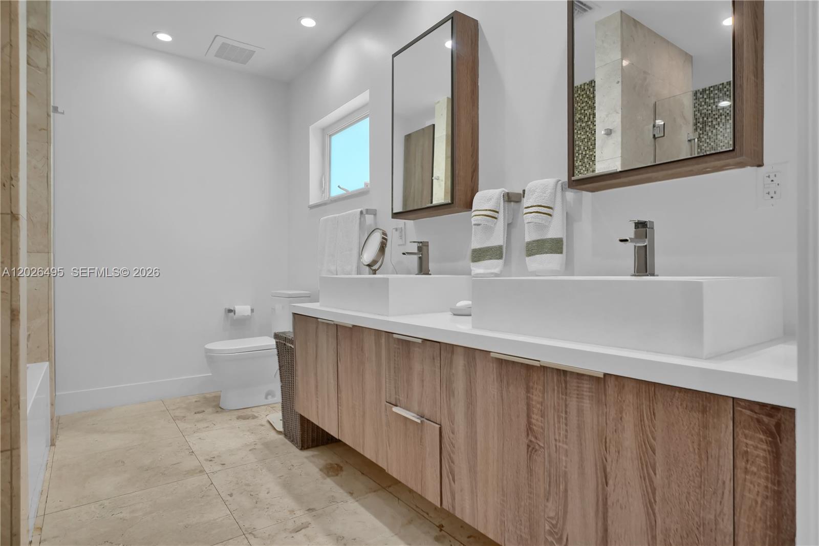 6111 SW 86th St South Miami, FL 33143