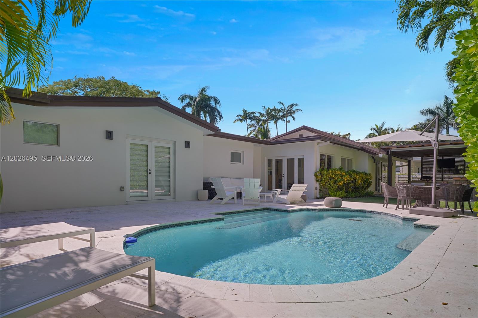 6111 SW 86th St South Miami, FL 33143