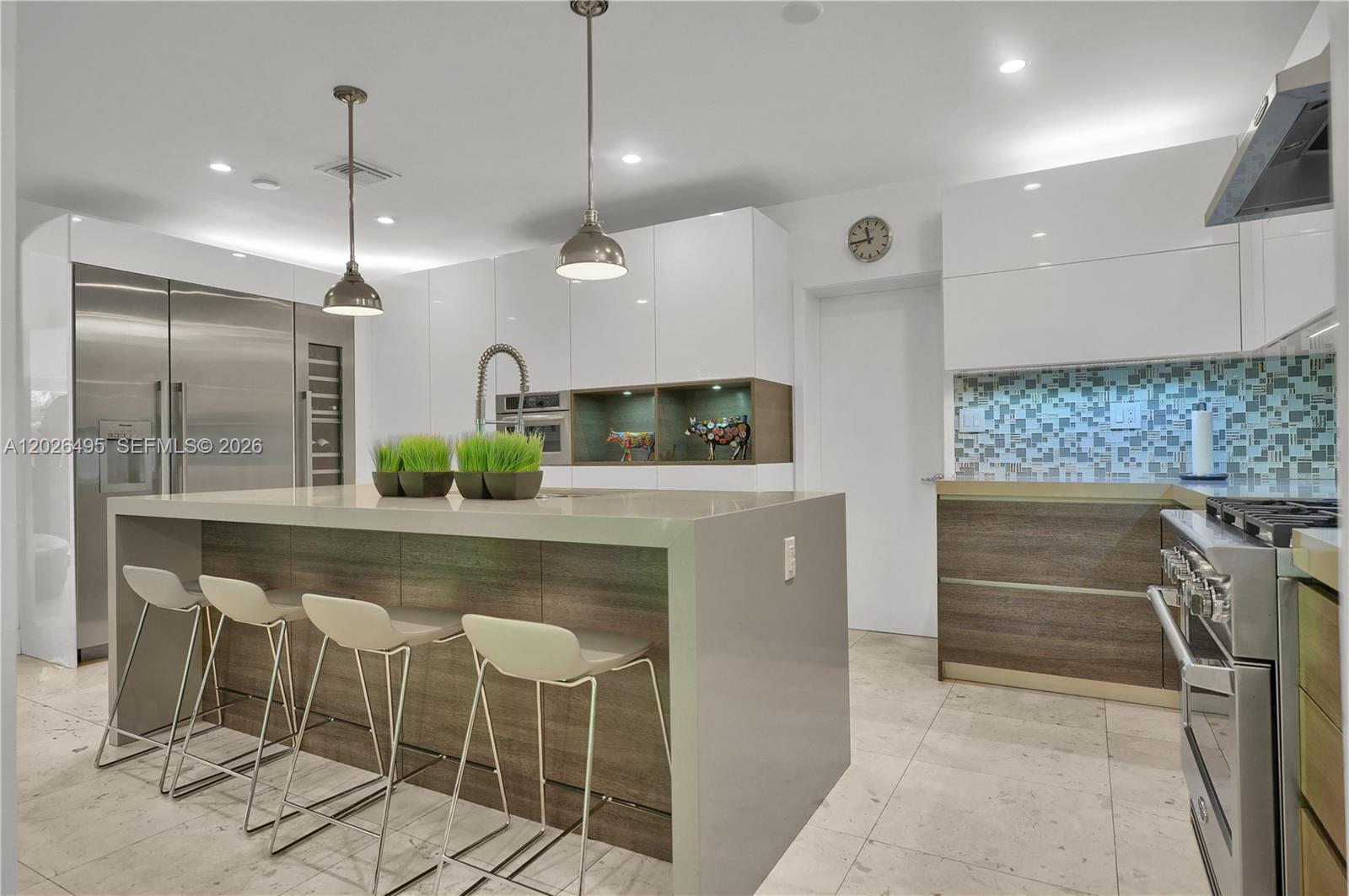 6111 SW 86th St South Miami, FL 33143