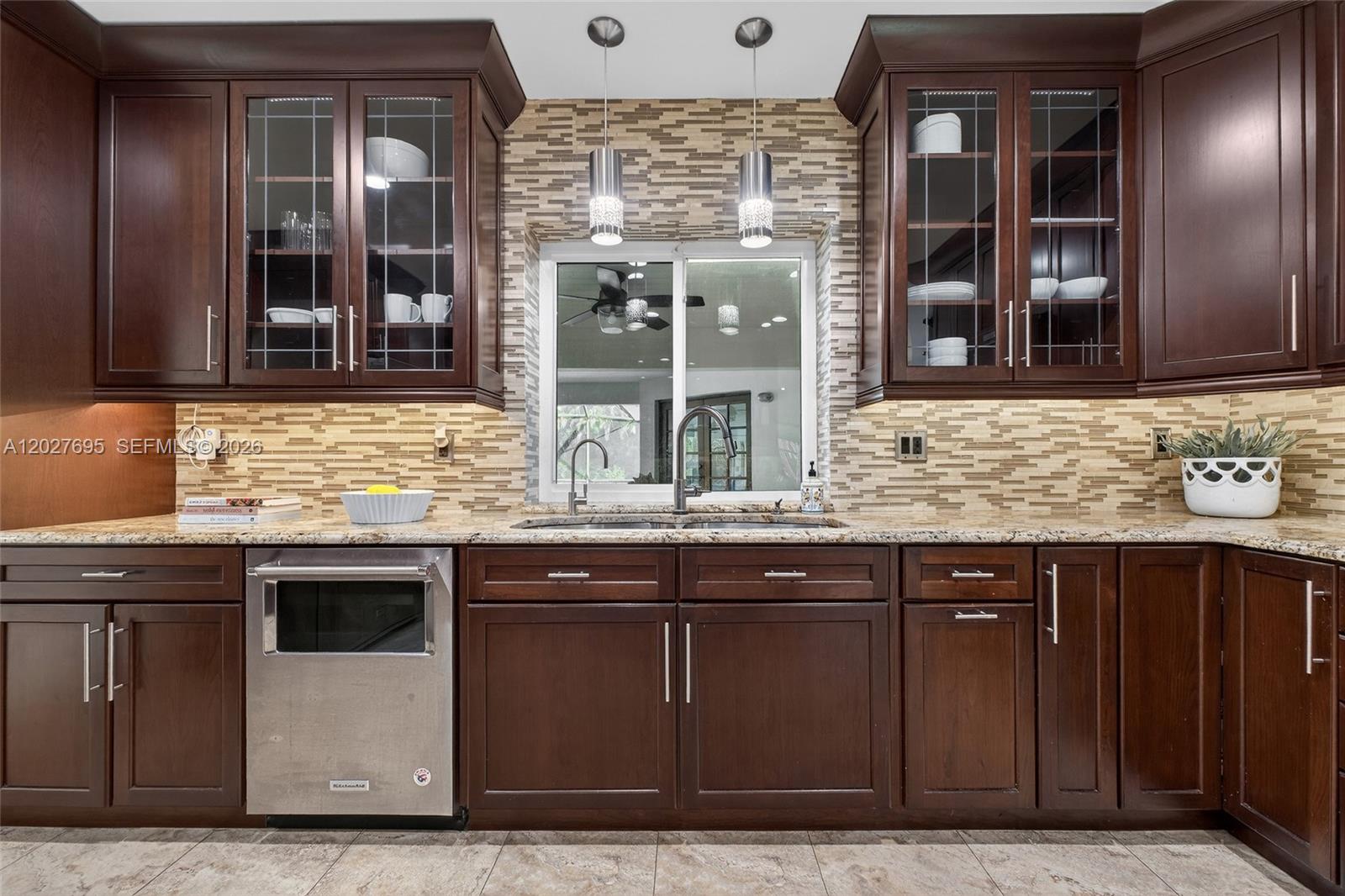 6125 SW 109th St Pinecrest, FL 33156