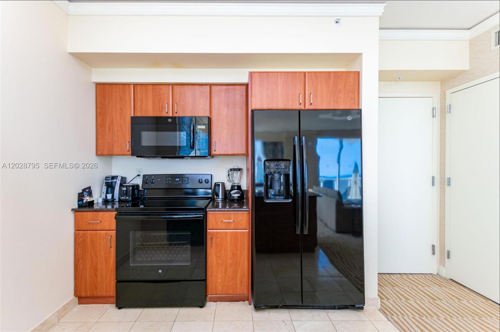 18001 Collins Ave #1414 Sunny Isles Beach, FL 33160