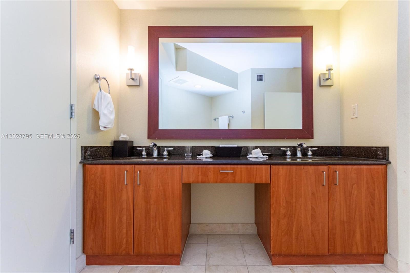 18001 Collins Ave #1414 Sunny Isles Beach, FL 33160