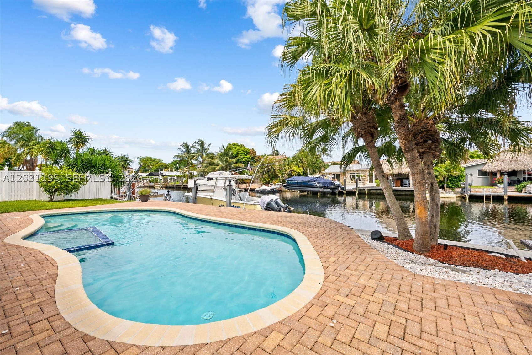 370 SE 12th Ave Pompano Beach, FL 33060