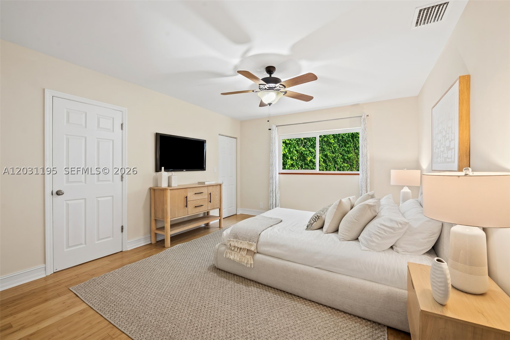 370 SE 12th Ave Pompano Beach, FL 33060